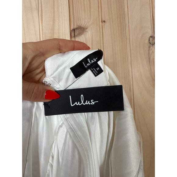 NWT Lulus Floral Feelings White Floral Jacquard Babydoll Mini Dress Cocktail M - Picture 6 of 6